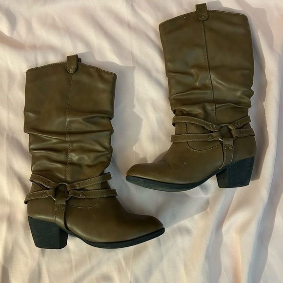 UNIONBAY Other - Girls union bay boots